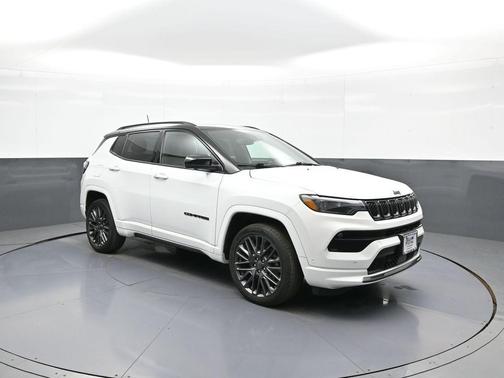 Bright White Clearcoat 2023 Jeep Compass High Altitude
