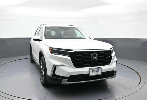 Platinum White Pearl 2024 Honda Pilot Elite