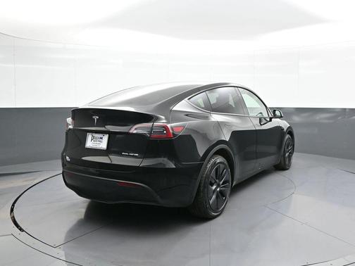 Solid Black 2025 Tesla Model Y Long Range Dual Motor All-Wheel Drive