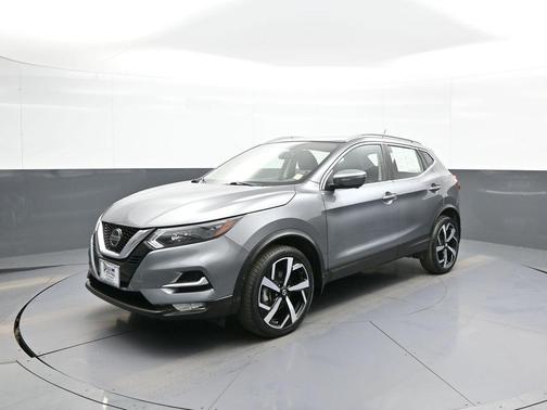 Gun Metallic 2021 Nissan Rogue Sport SL