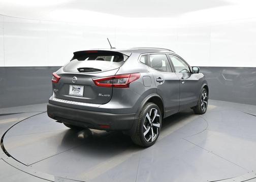 Gun Metallic 2021 Nissan Rogue Sport SL