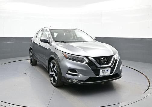 Gun Metallic 2021 Nissan Rogue Sport SL