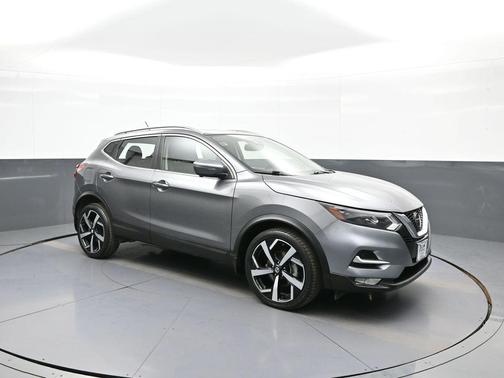 Gun Metallic 2021 Nissan Rogue Sport SL
