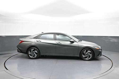 Amazon Gray 2024 Hyundai ELANTRA SEL