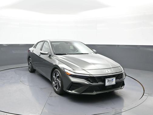 Amazon Gray 2024 Hyundai ELANTRA SEL