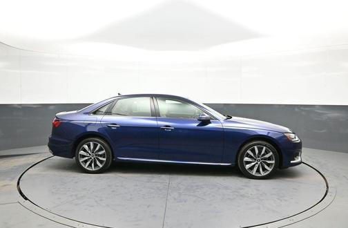 2022 Audi A4 40 Premium