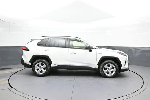2020 Toyota RAV4 Hybrid LE