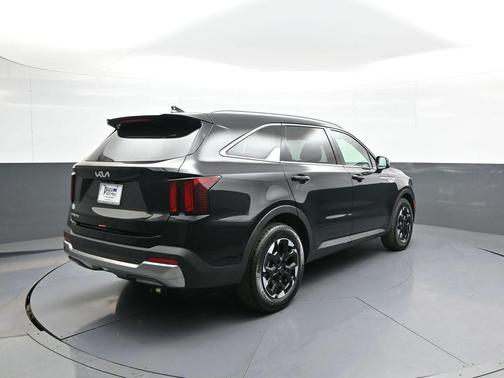 Ebony 2026 Kia Sorento S