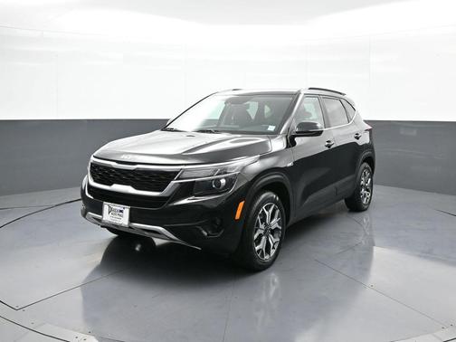 2023 Kia Seltos EX