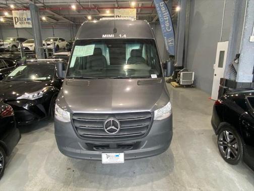2022 Mercedes-Benz Sprinter 4500 High Roof V6