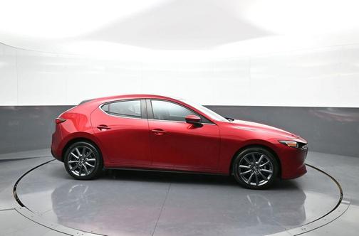 2023 Mazda Mazda3 FWD w/Preferred Package