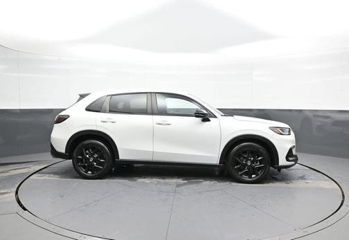 2023 Honda HR-V AWD Sport