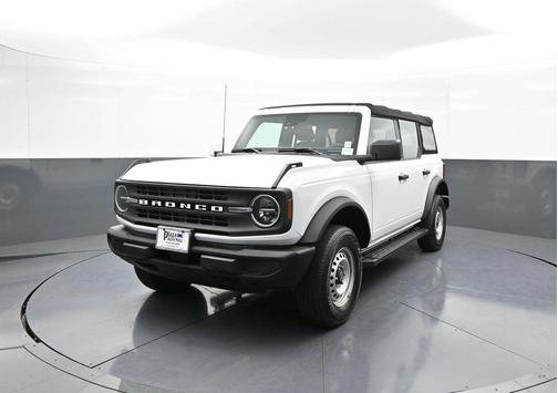 2021 Ford Bronco Base