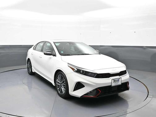 Snow White Pearl 2023 Kia Forte GT-Line