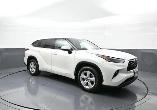 2021 Toyota Highlander LE