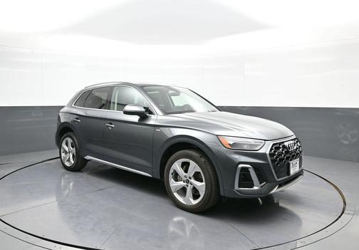 2023 Audi Q5 45 S line Premium Plus