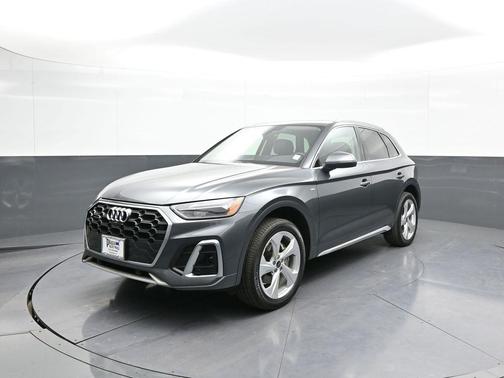 2023 Audi Q5 45 S line Premium Plus