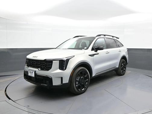 Ivory 2026 Kia Sorento EX