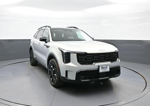 Ivory 2026 Kia Sorento EX