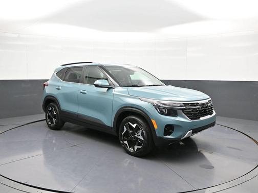 Blue 2026 Kia Seltos EX
