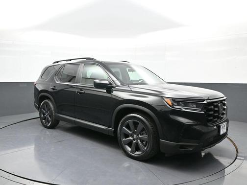 2023 Honda Pilot AWD Sport
