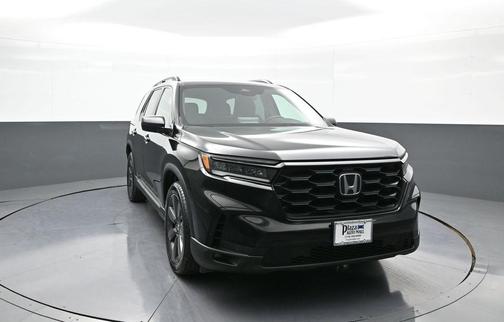2023 Honda Pilot AWD Sport