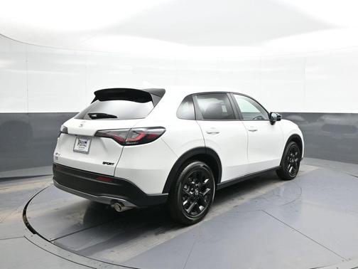 2025 Honda HR-V 2WD Sport