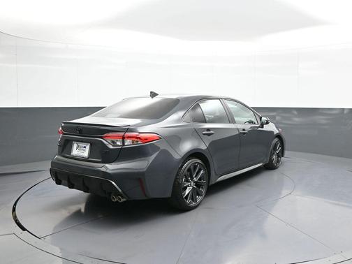 Underground 2025 Toyota Corolla SE