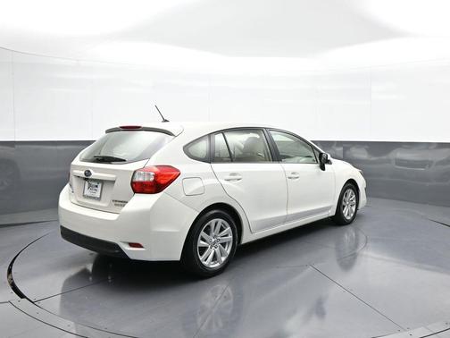 2016 Subaru Impreza 2.0i Premium