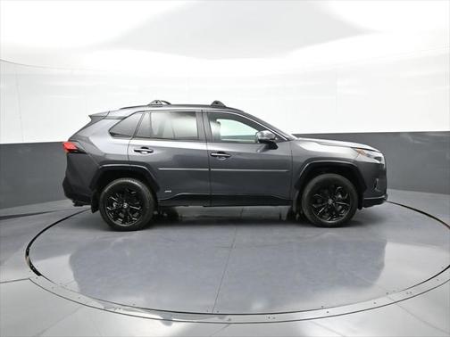 2023 Toyota RAV4 Hybrid SE