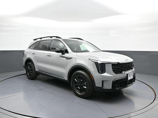 Wolf Gray 2026 Kia Sorento SX