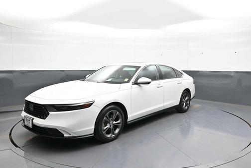 Platinum White Pearl 2023 Honda Accord EX