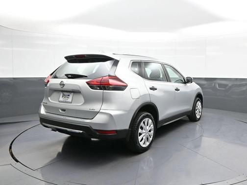 Brilliant Silver 2018 Nissan Rogue S
