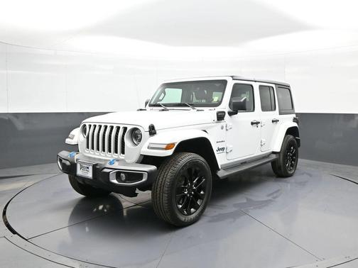 Bright White Clearcoat 2023 Jeep Wrangler 4xe Sahara