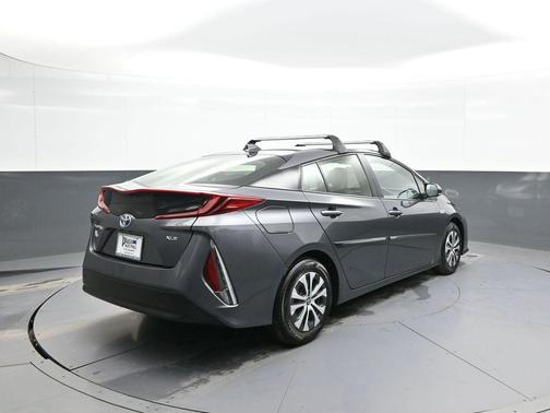 2022 Toyota Prius Prime XLE