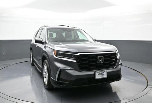 2023 Honda Pilot AWD LX