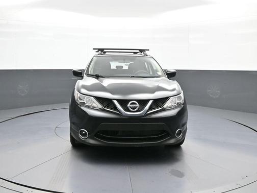 Magnetic Black 2017 Nissan Rogue Sport S