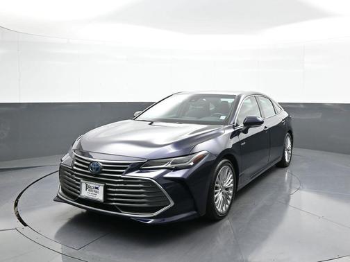 2021 Toyota Avalon Hybrid Limited