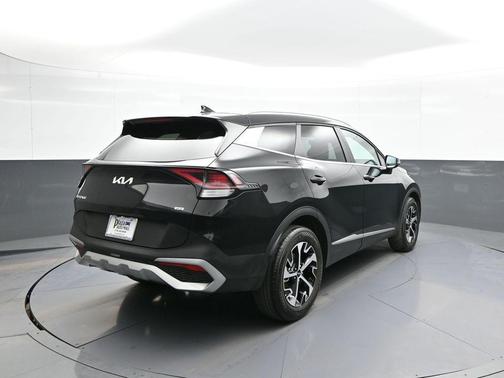 Ebony Black 2023 Kia Sportage EX