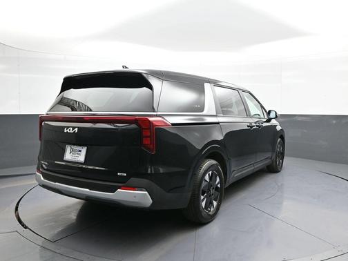 Aurora Black Pearl 2026 Kia Carnival Hybrid LXS