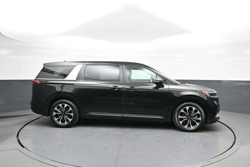 2023 Kia Carnival EX