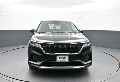 2023 Kia Carnival EX