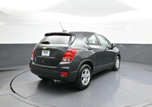 Nightfall Gray Metallic 2019 Chevrolet Trax LS