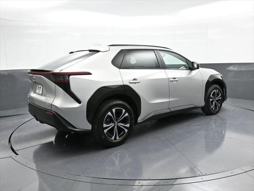 2024 Toyota bZ4X XLE