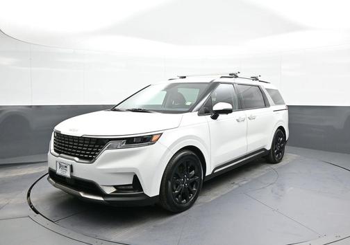 2024 Kia Carnival SX