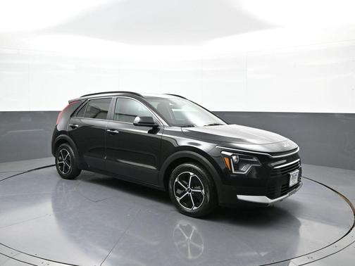2024 Kia Niro LX