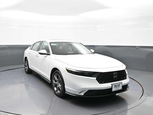 Platinum White Pearl 2024 Honda Accord EX