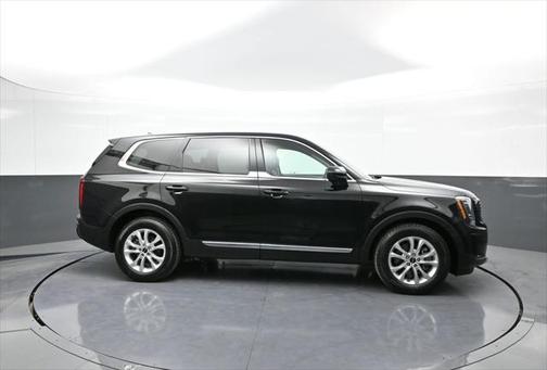 2022 Kia Telluride LX
