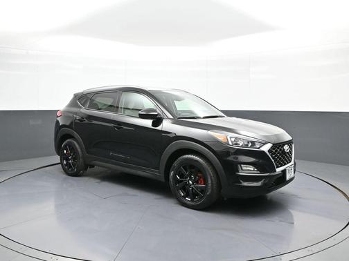 Black Noir Pearl 2019 Hyundai TUCSON Value