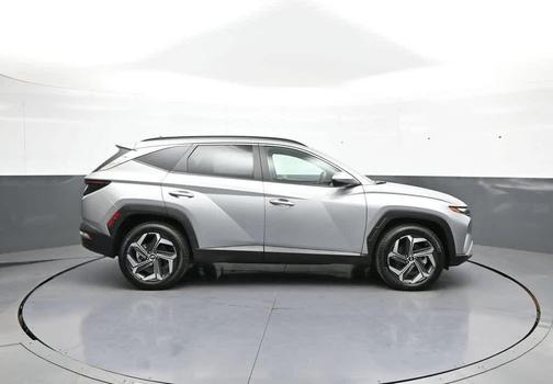 Shimmering Silver 2024 Hyundai TUCSON SEL